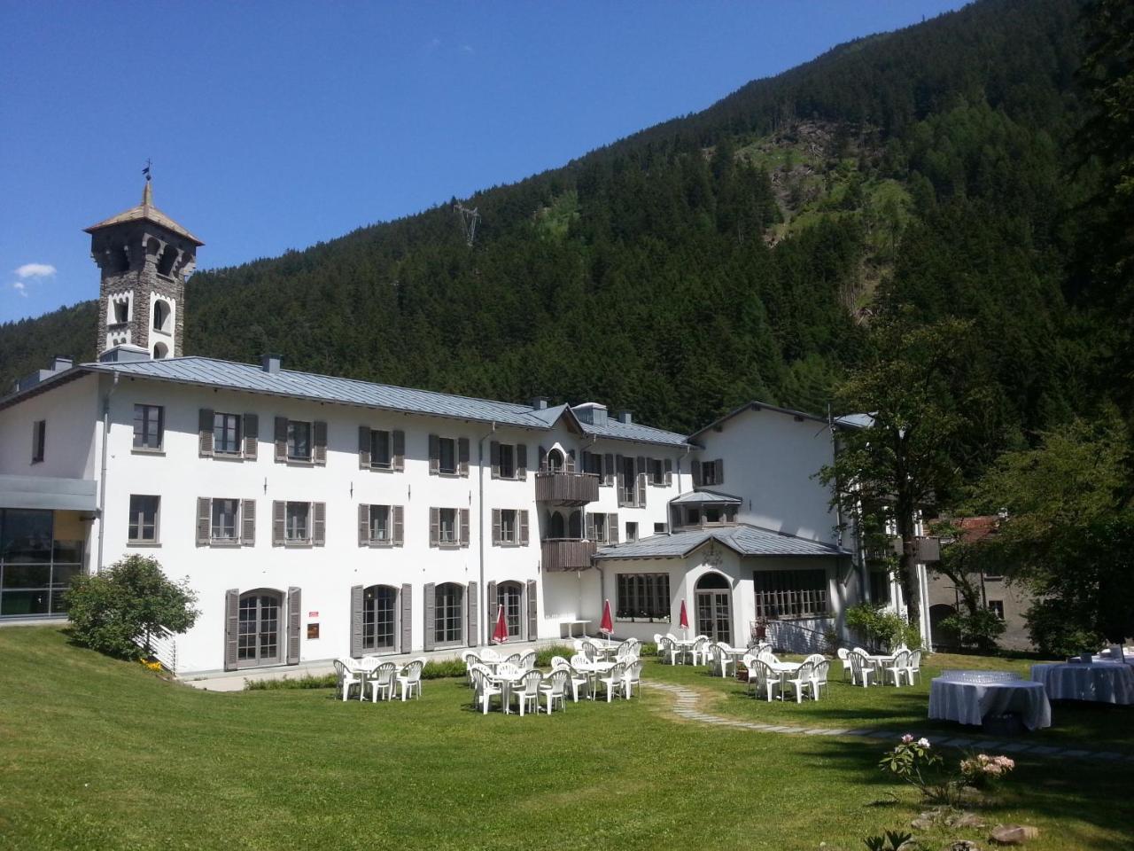 Hotel Cepina Albergo Incantato Valdisotto Luaran gambar
